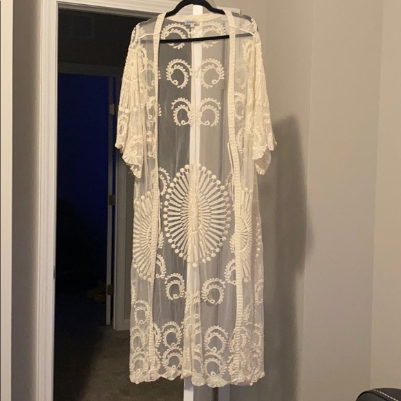 Tops - Lace kimono